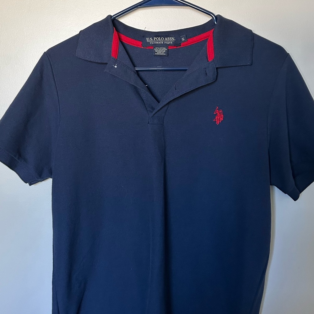 Small, Polo Ralph Lauren short sleeve shirt.